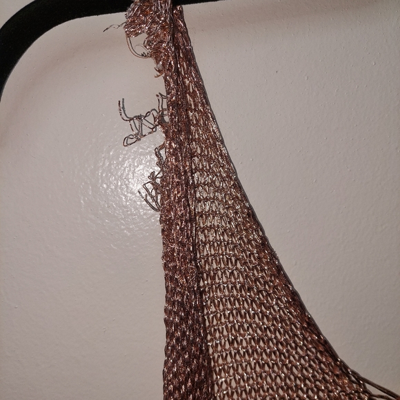 Gold Mesh backless Metallic dress - Picture 3 of 6